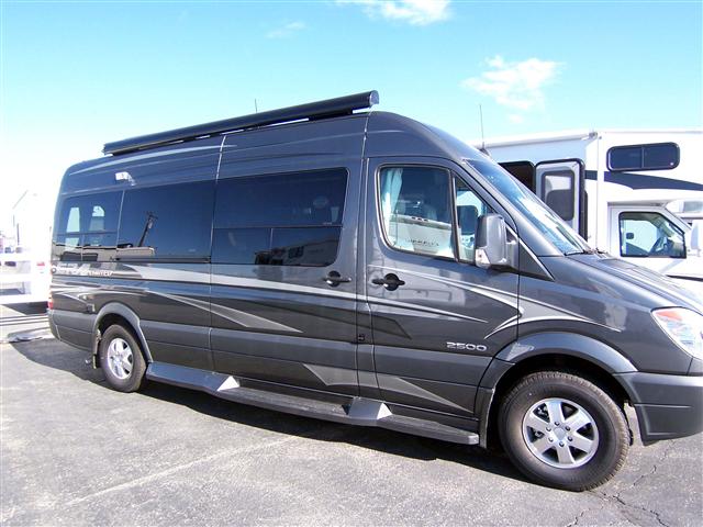 2009 Winnebago Era